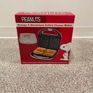 New Peanuts Snoopy & Woodstock Grilled Cheese Maker